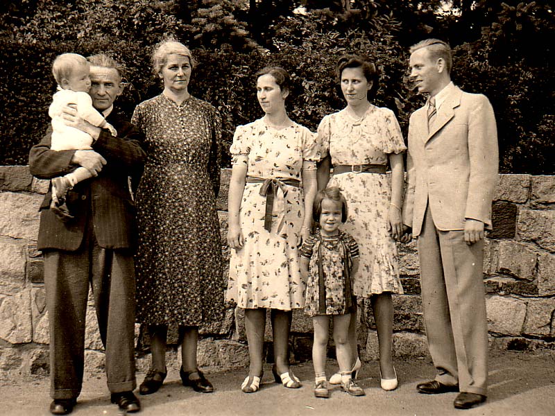 Familienfoto. Aufnahme August 1943