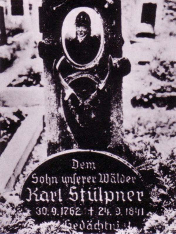 Carl Stülpner. Die Grabstätte