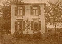 Wohnhaus meiner Urgroßeltern Röhrig in Wermelskirchen. Um 1895 in Bergholz/Saarmund. Um 1890